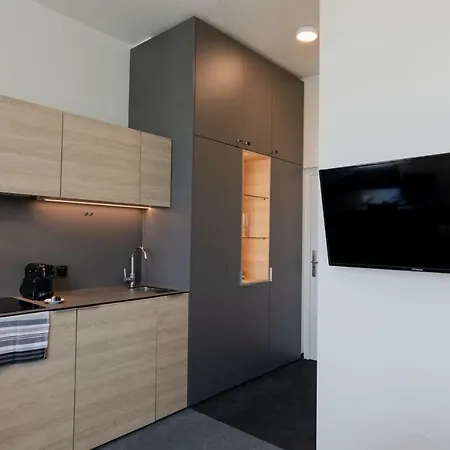 Aparthotel Tt-rooms - Kontaktlos Mit Self Check-in I Free Parking 4*