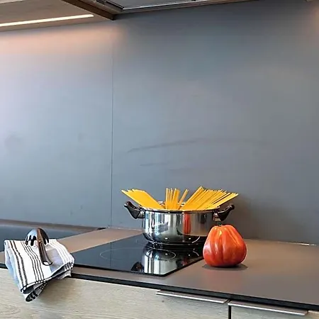 Tt-rooms - Kontaktlos Mit Self Check-in I Free Parking アパートホテル 4*